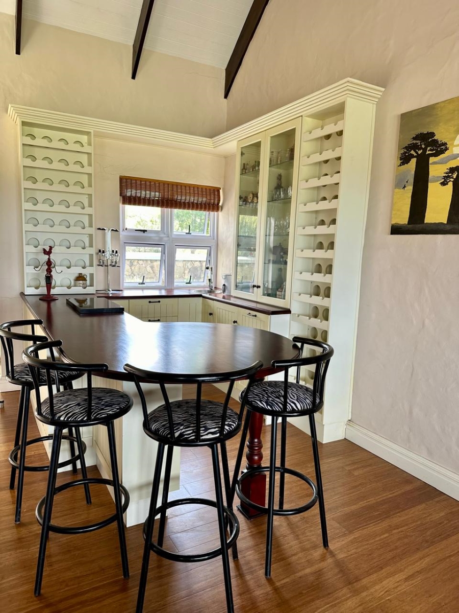 5 Bedroom Property for Sale in Katberg Eastern Cape